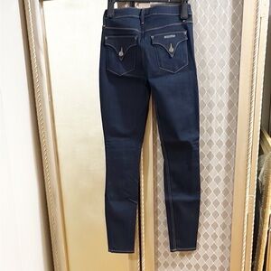 NWOT HUDSON blue Skinny Jeans Sleek Fit ( more sz 26-30 in closet